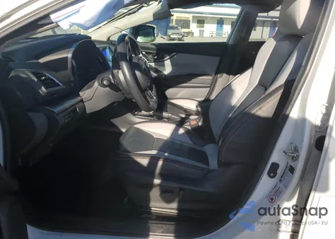 2020 Subaru Crosstrek Limited z USA, uszkodzony, nr VIN JF2GTAMC3LH236407